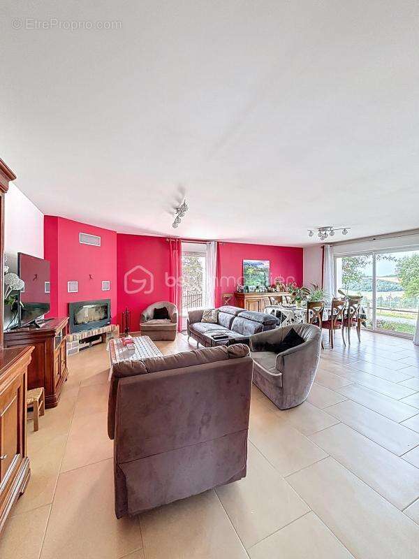 Maison à MONTMIRAIL