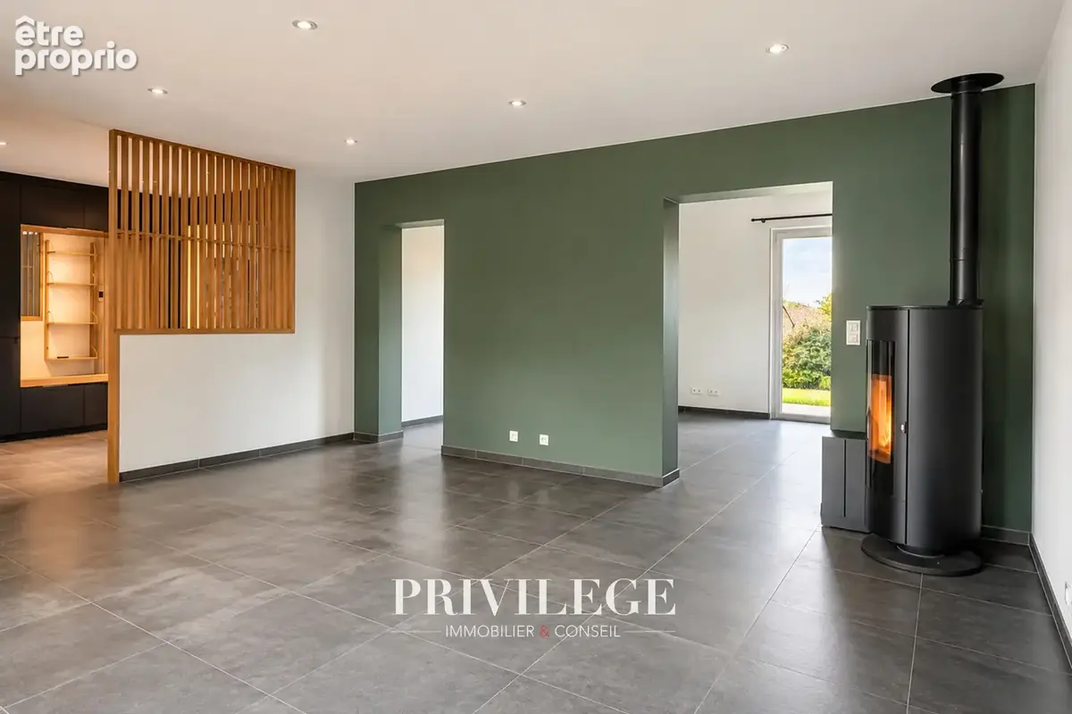Saint-Cyr-au-Mont-d’Or   Maison rénovée 184 m2 avec piscine sur terrain de 1 557 m2 - photo 7