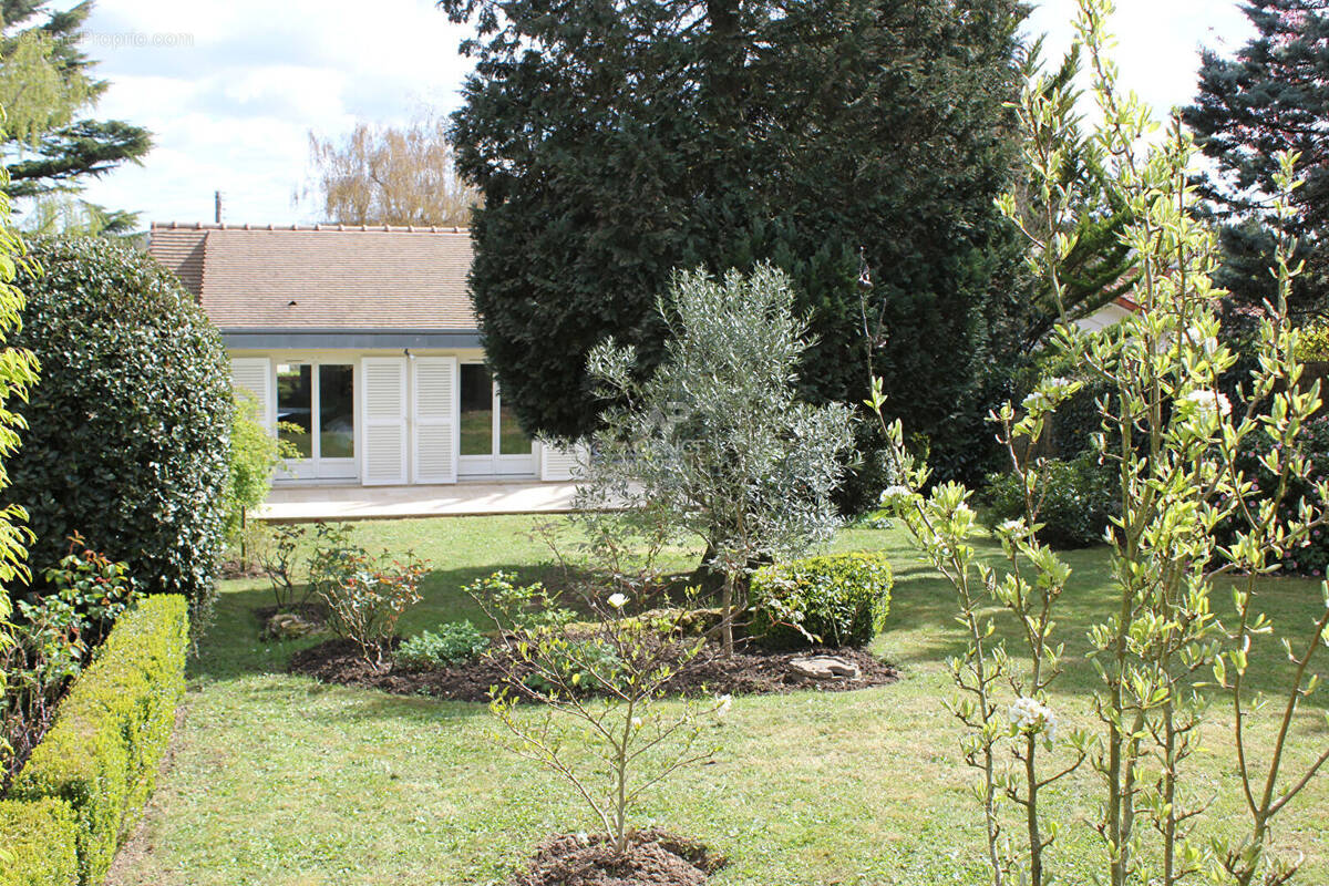 Maison à MAREIL-MARLY