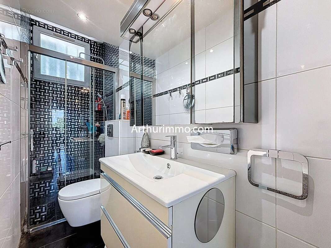 Maison à LIMEIL-BREVANNES