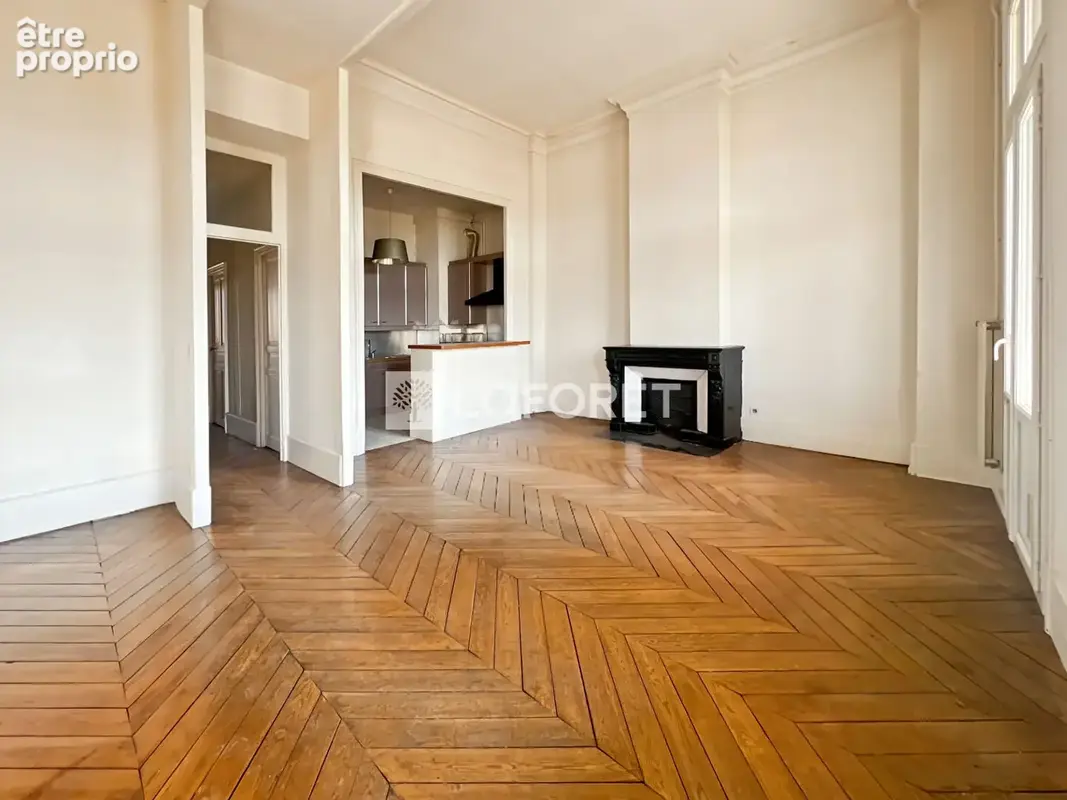 Appartement T3 avec terrasse face au Champ-de-Mars - photo 4