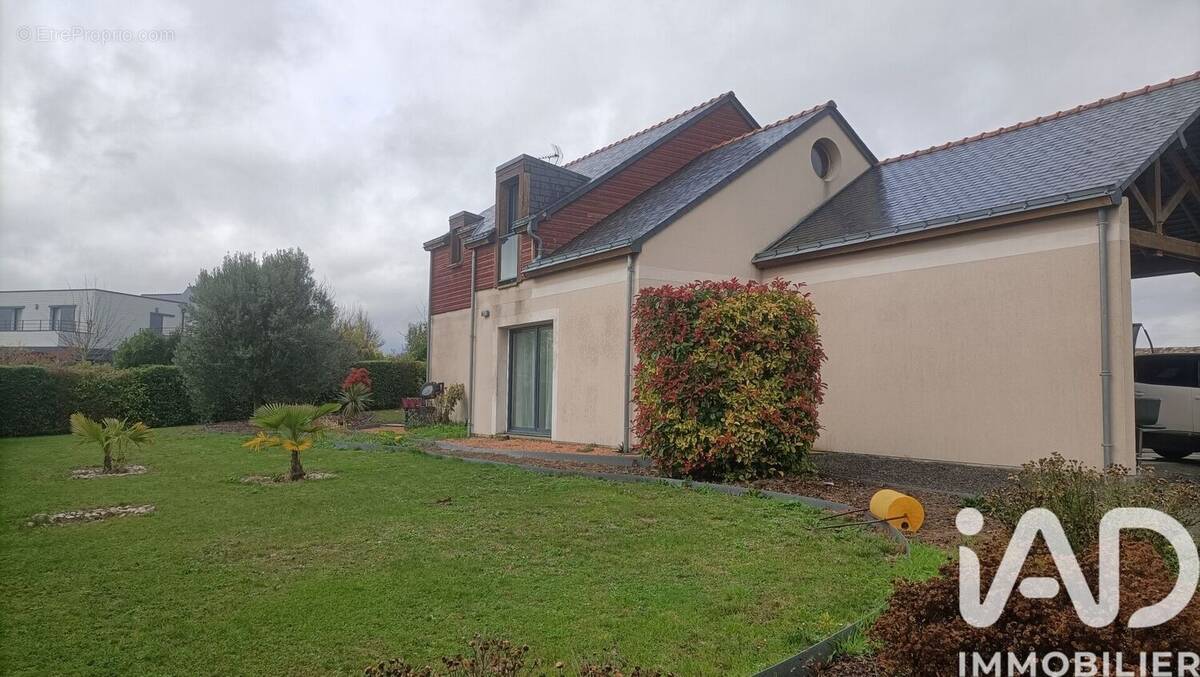 Photo 1 - Maison à DOUE-LA-FONTAINE