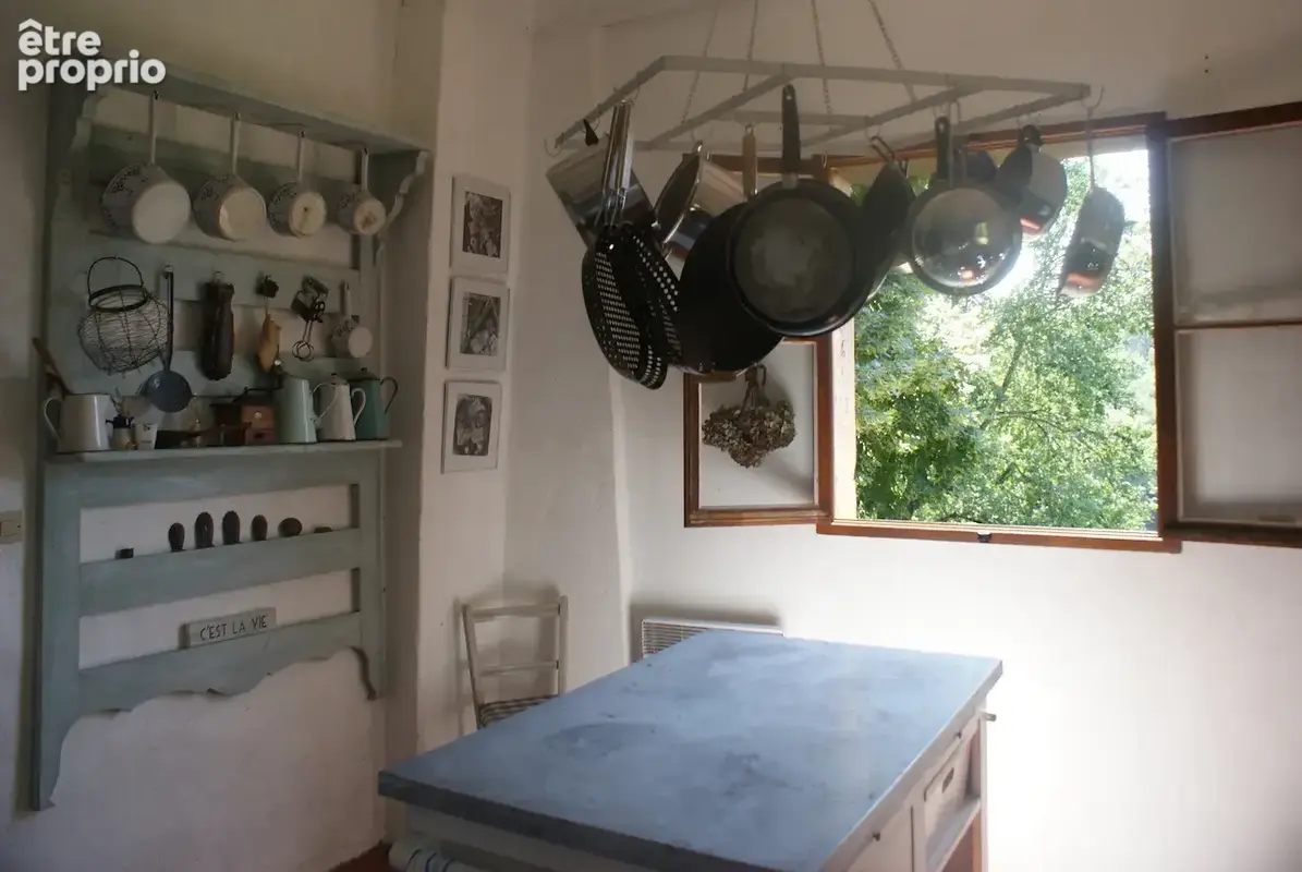 A VOIR. Belle maison en pierre de 4 chambres avec dépendances et vues sur terrain d'environ 2811m2 - photo 28