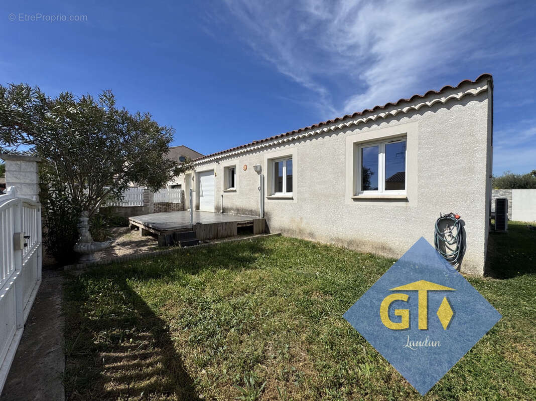 Maison à SAINT-PAUL-LES-FONTS