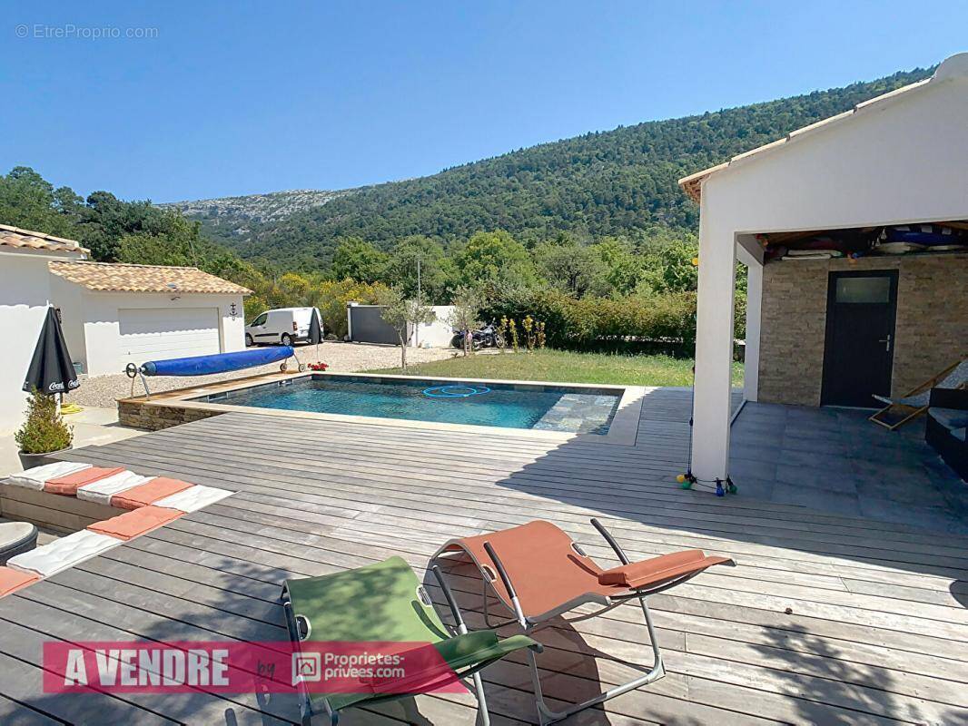 Maison à PLAN-D&#039;AUPS-SAINTE-BAUME