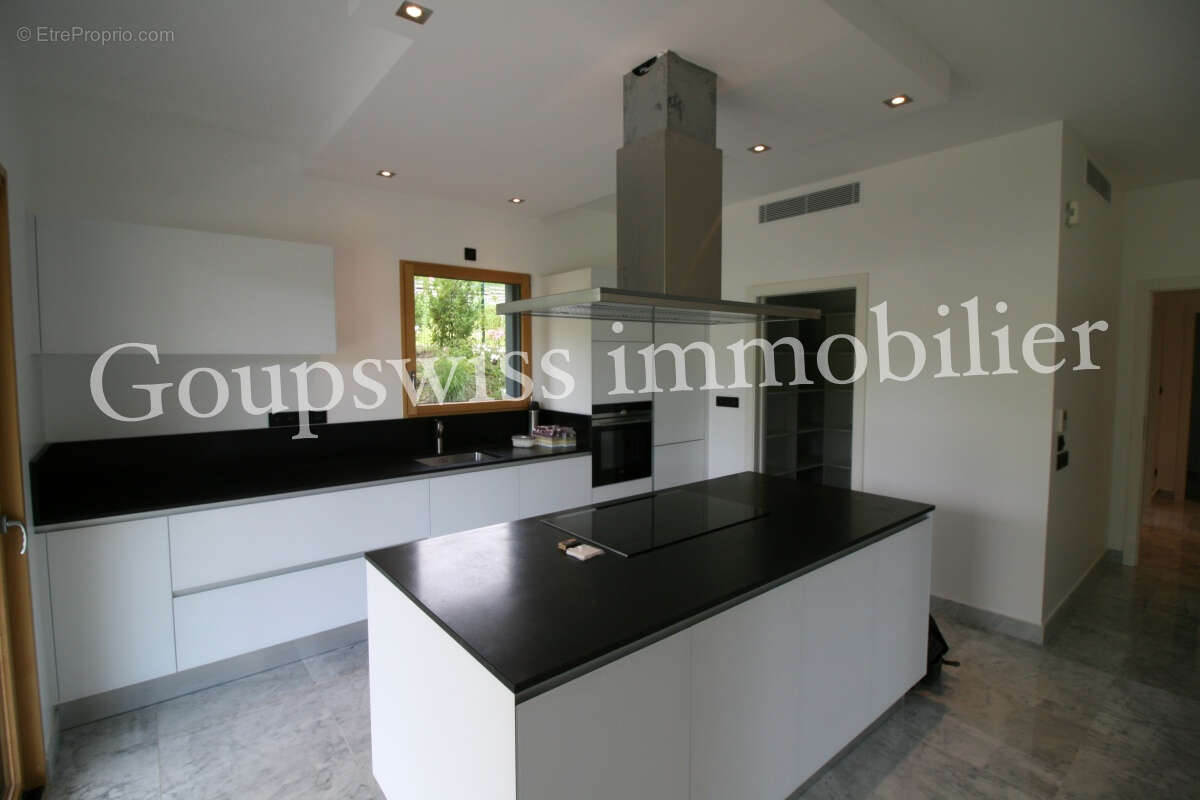 Appartement à DIVONNE-LES-BAINS