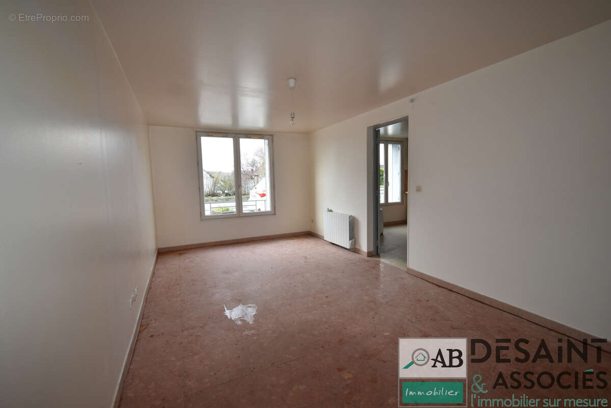 Appartement à MOUROUX