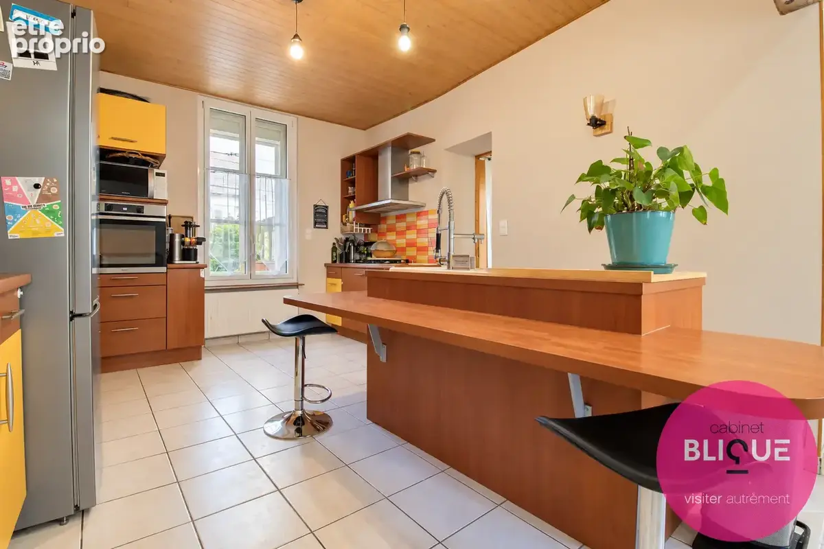 Une maison familiale avec cour au soleil et cave a vin : on signe ou ? - photo 17