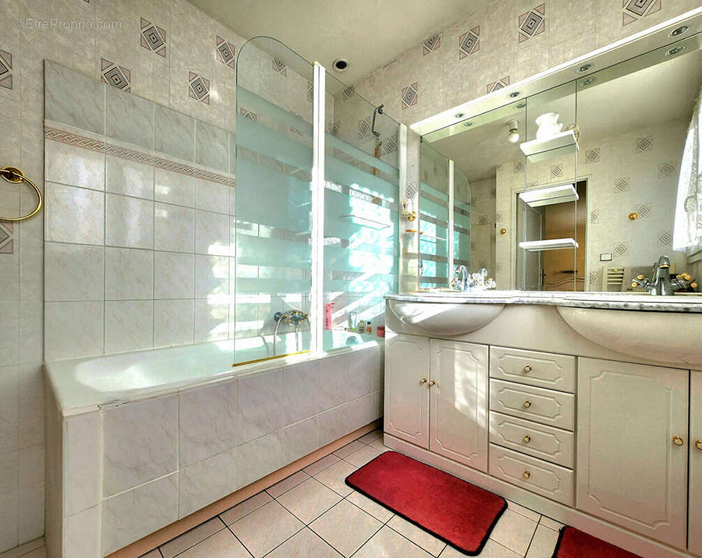 Maison à DEUIL-LA-BARRE