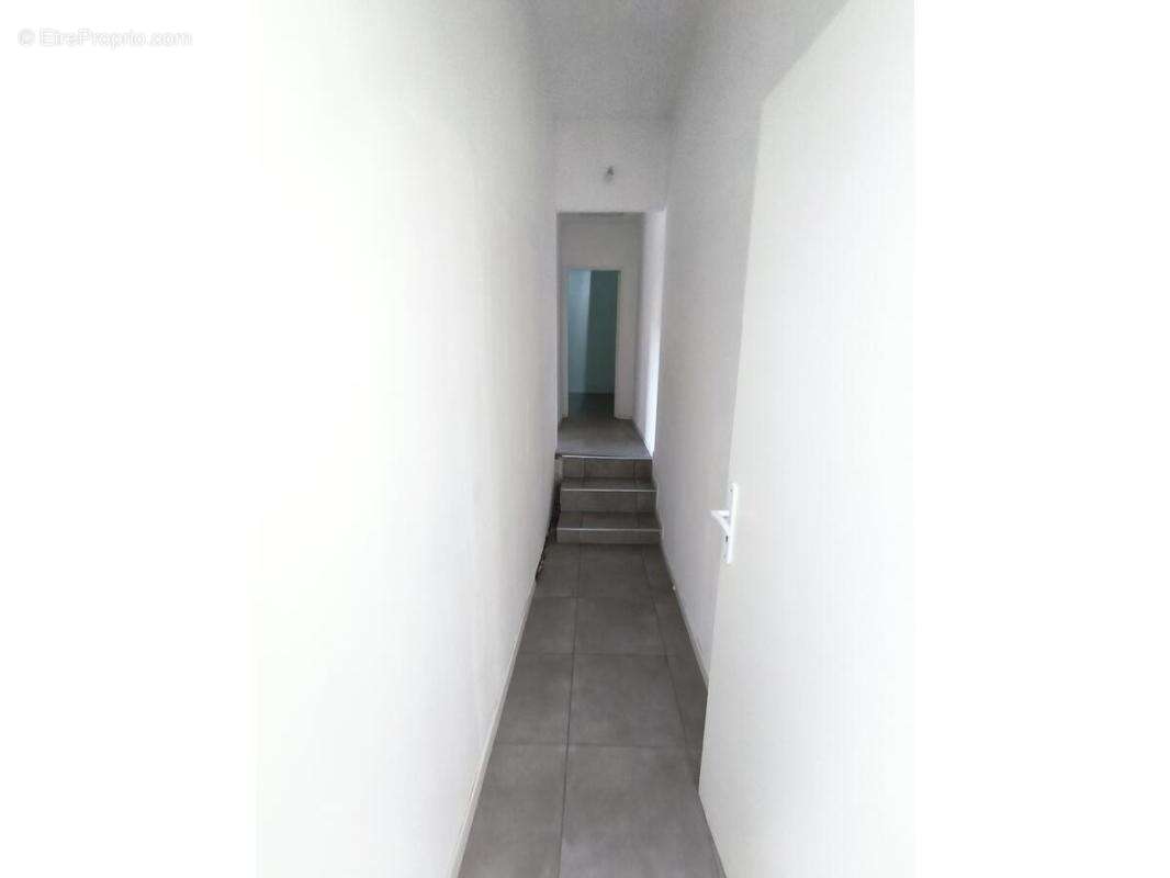 Appartement à MARSEILLE-15E