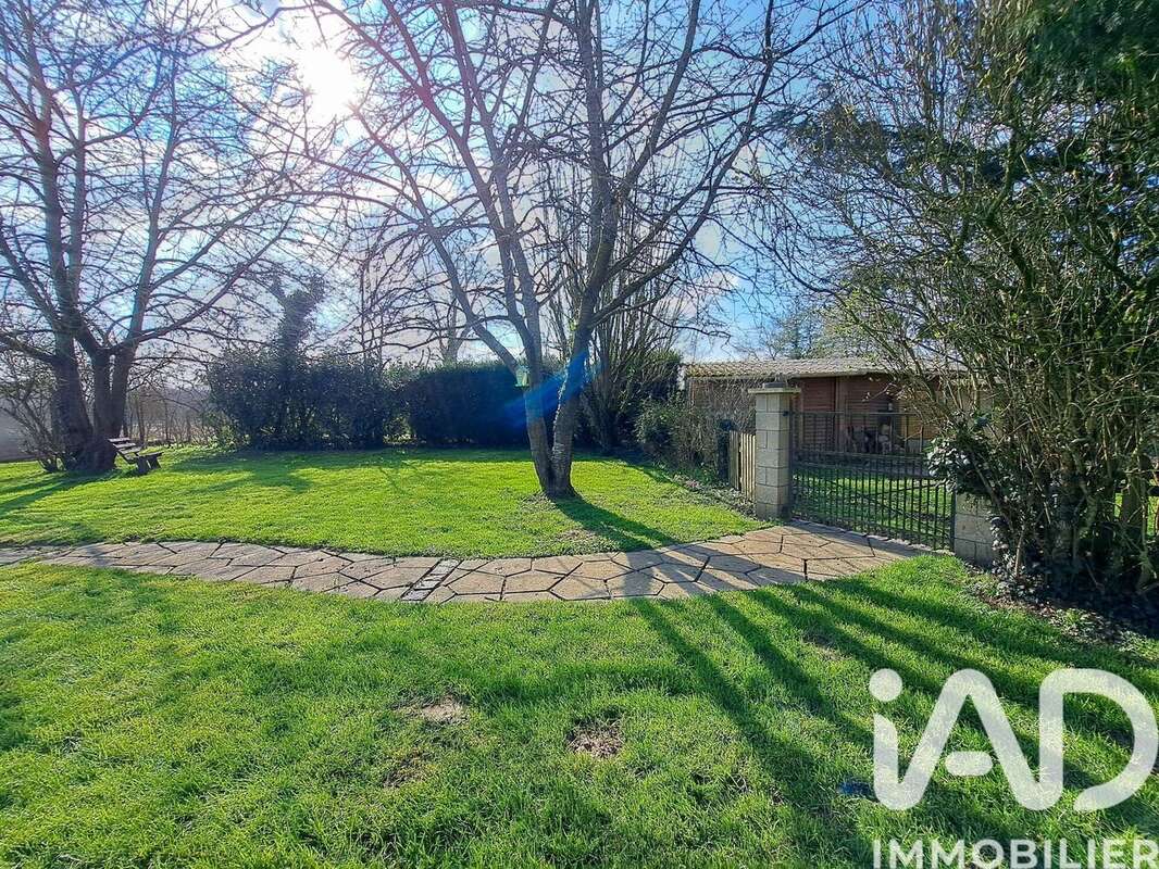 Photo 5 - Maison à HOUDAN