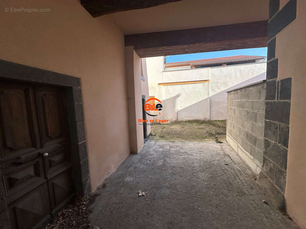 A VENDRE AGENCE BSLE Immeuble LEMPDES - Maison à LEMPDES