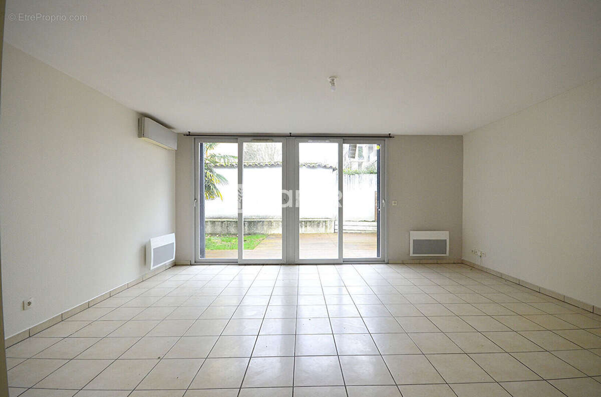 Maison à VAULX-EN-VELIN