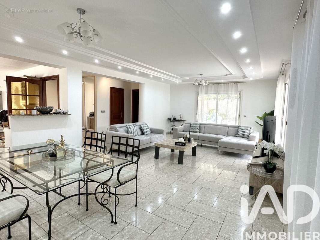 Photo 6 - Maison à MOUGINS