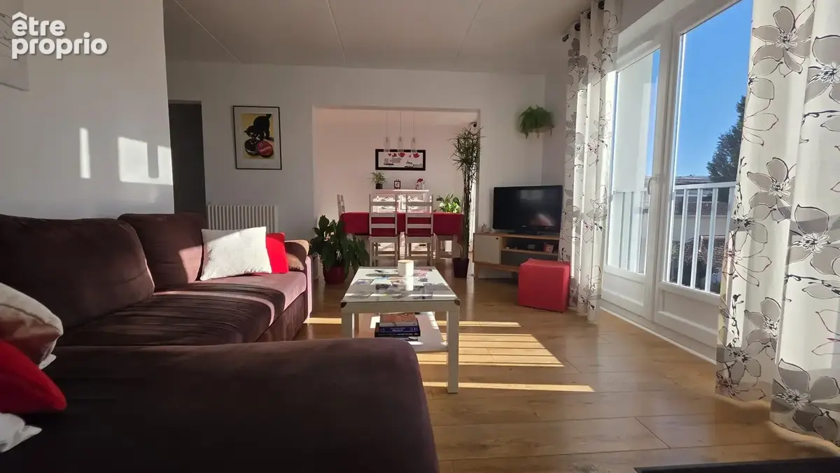 Appartement 4 pièces 68 m² à vendre à Merignac (33700) - photo 3