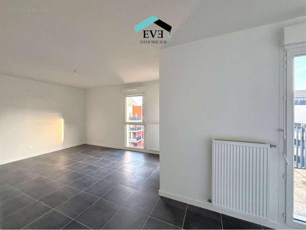 Appartement à PONT-DE-CHERUY