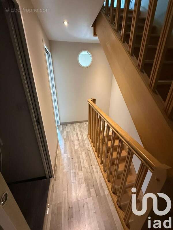 Photo 7 - Maison à LONGPERRIER