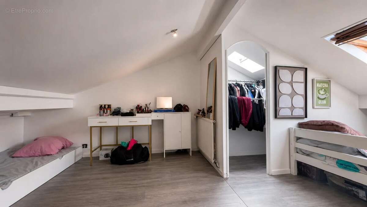 Appartement à IVRY-SUR-SEINE