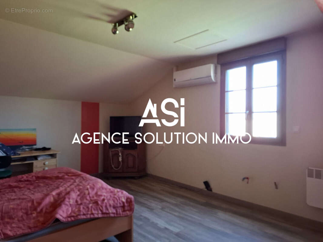 Maison à SAINT-JEAN-SUR-ERVE