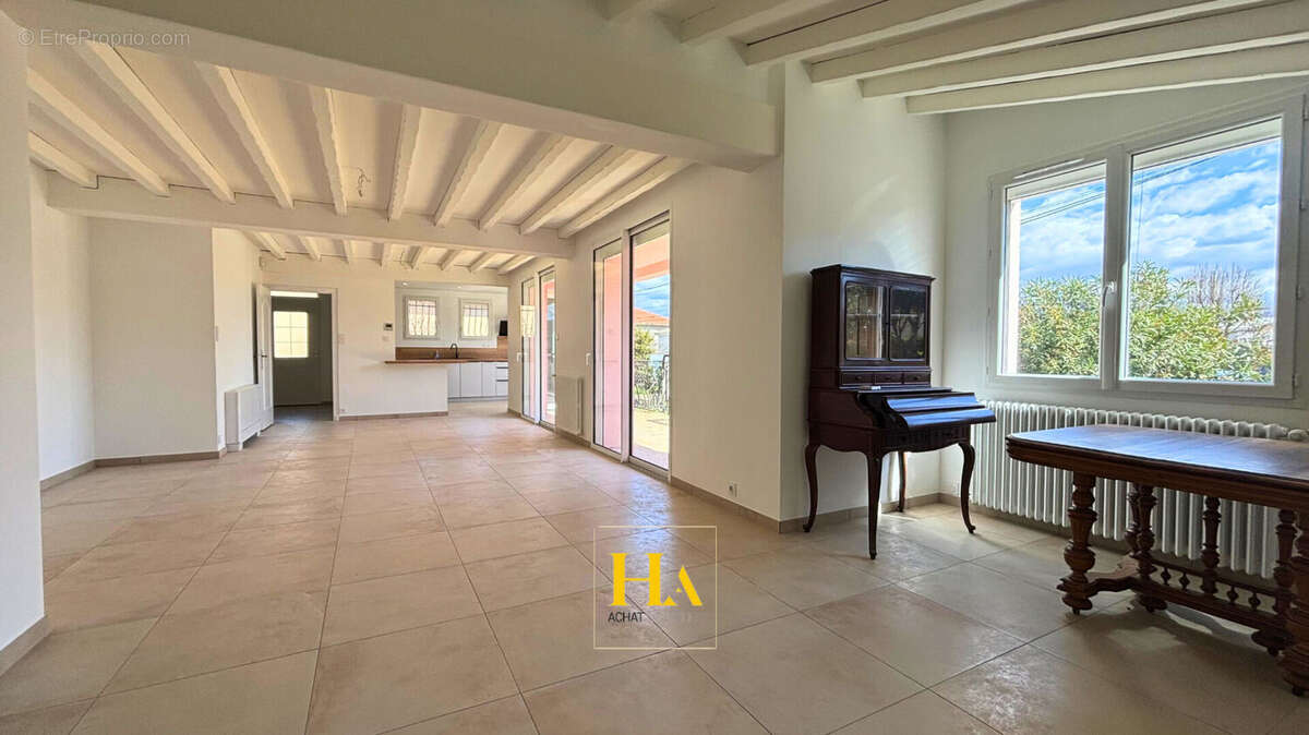 Maison Romans Sur Isere 127 m2 - photo 2