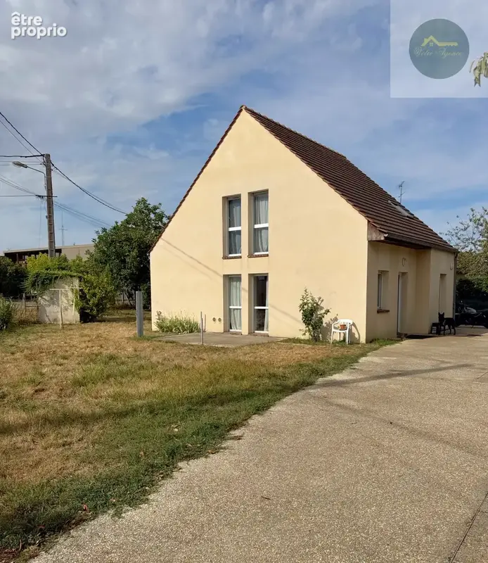 Photo Maison à Egreville au prix de 189 000€