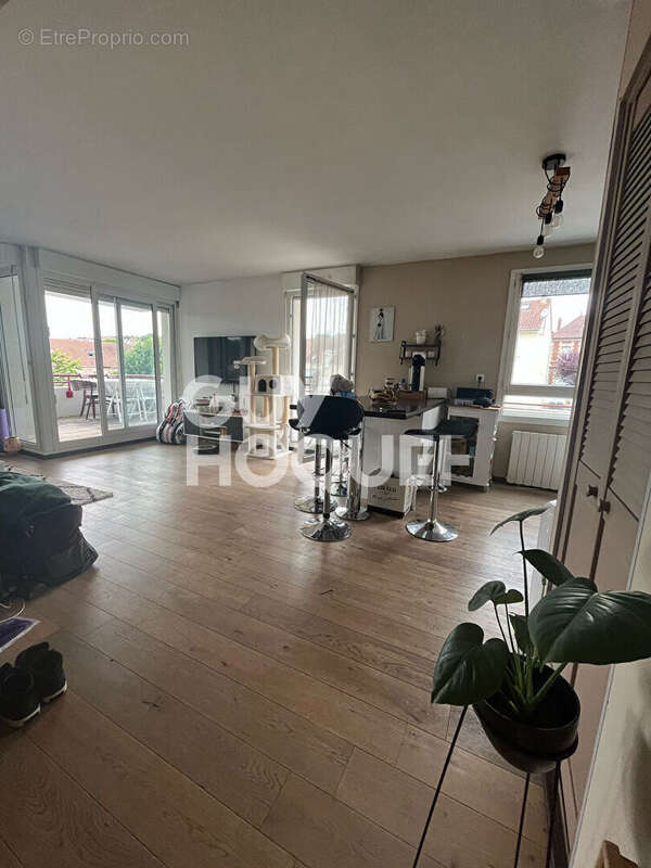 Appartement à MARGNY-LES-COMPIEGNE