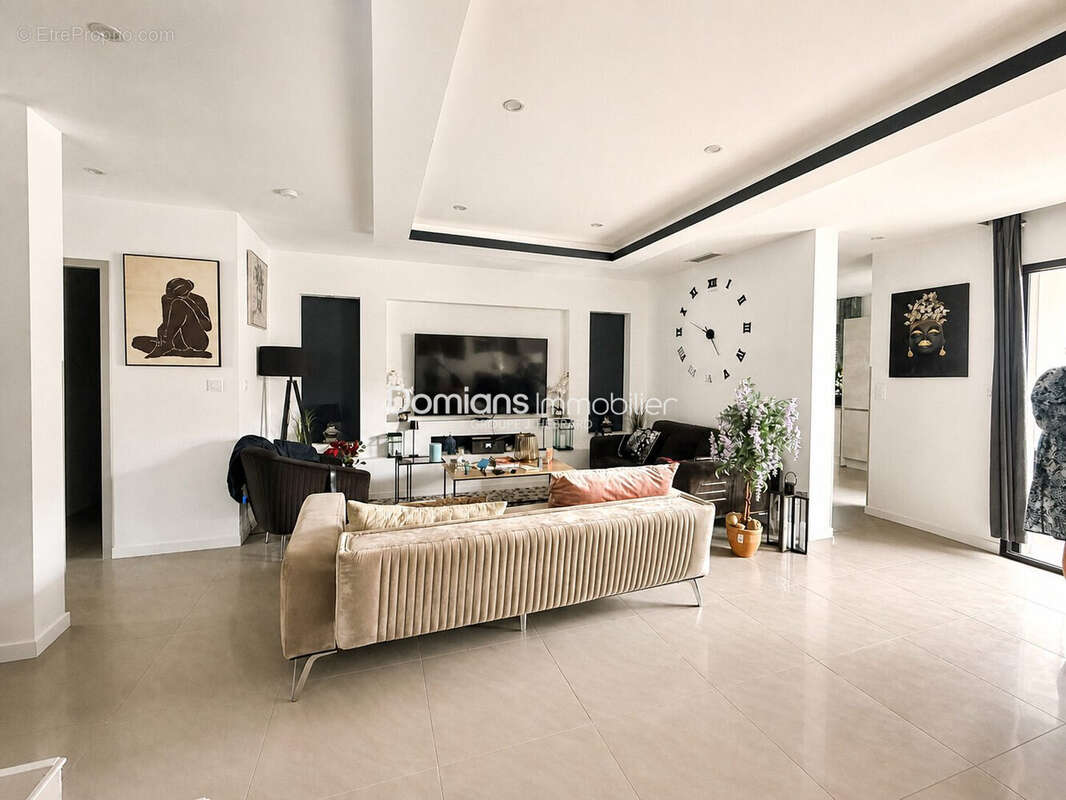 Appartement 121 m² à Perpignan  - photo 2