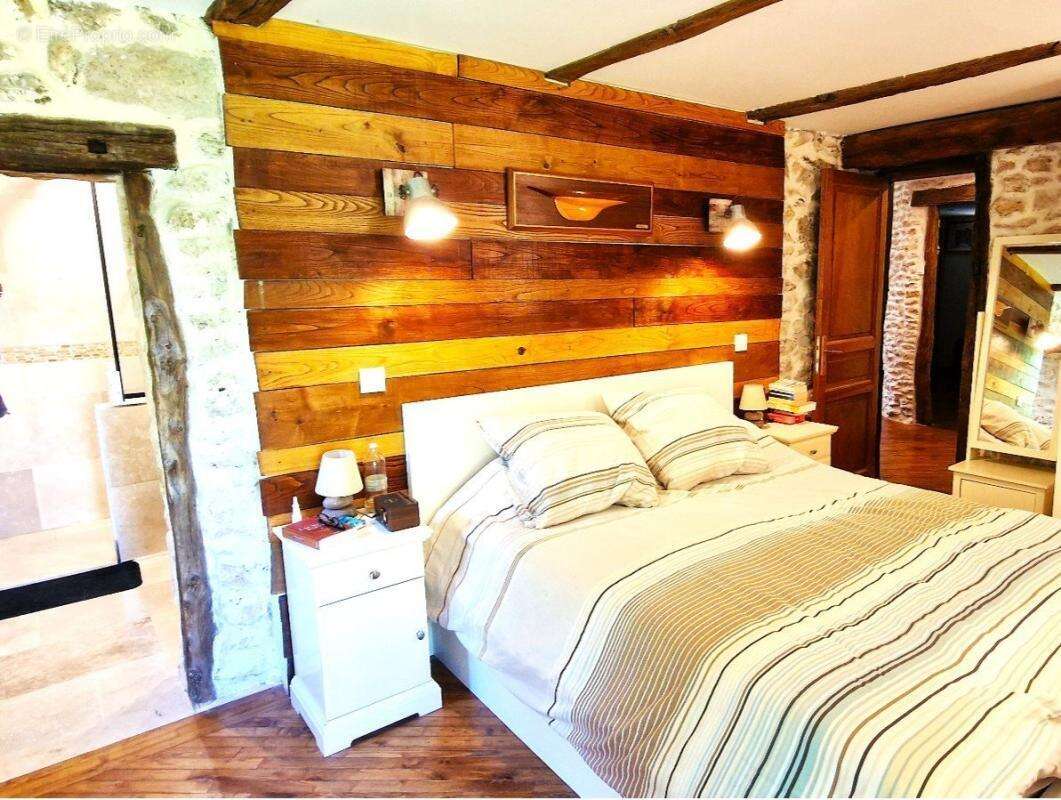 Maison à BOURG-DE-VISA