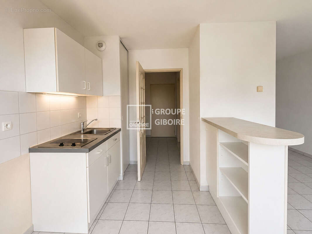 A vendre - agence giboire - grand studio avec balcon - rezé pont-rousseau - photo 4