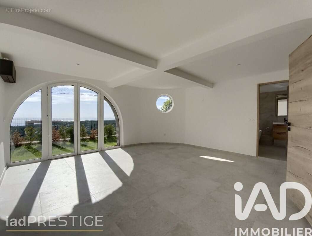 Photo 6 - Maison à LA TURBIE