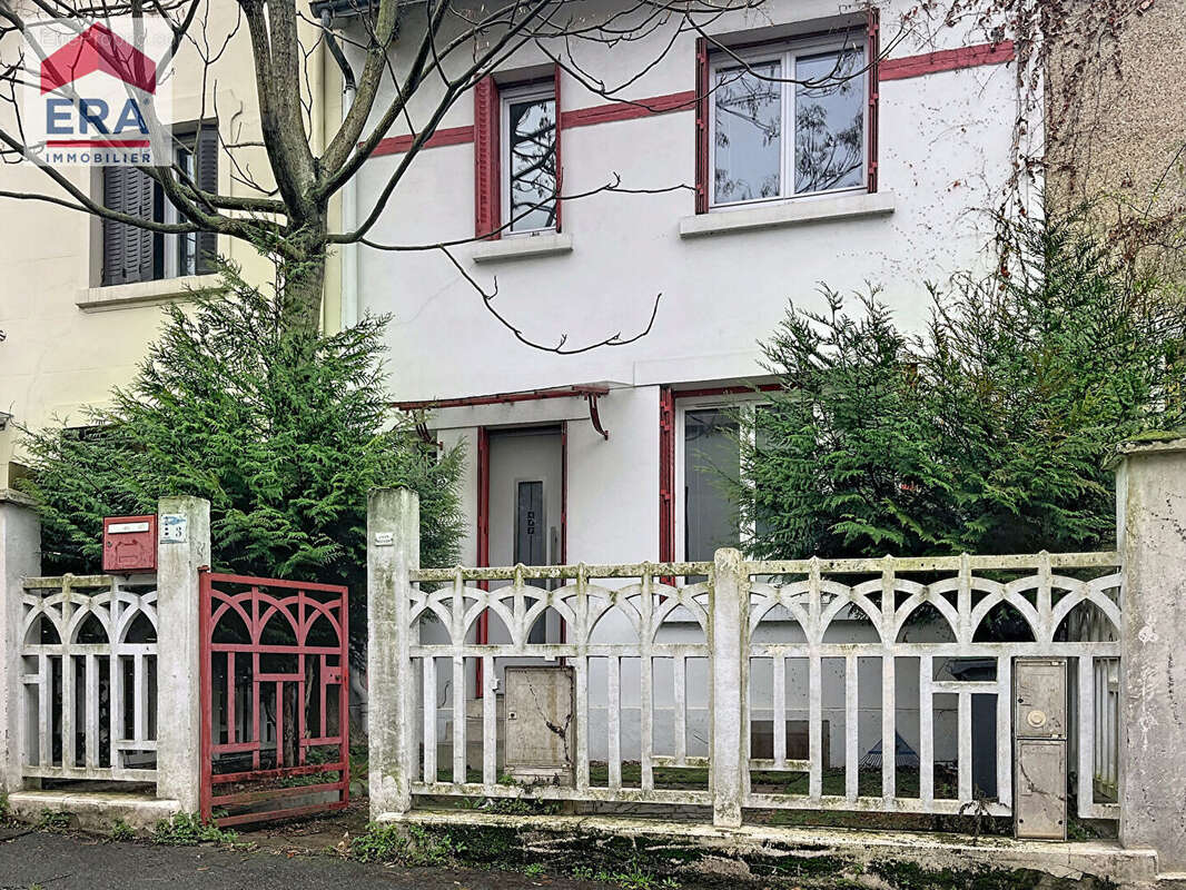 Maison à IVRY-SUR-SEINE