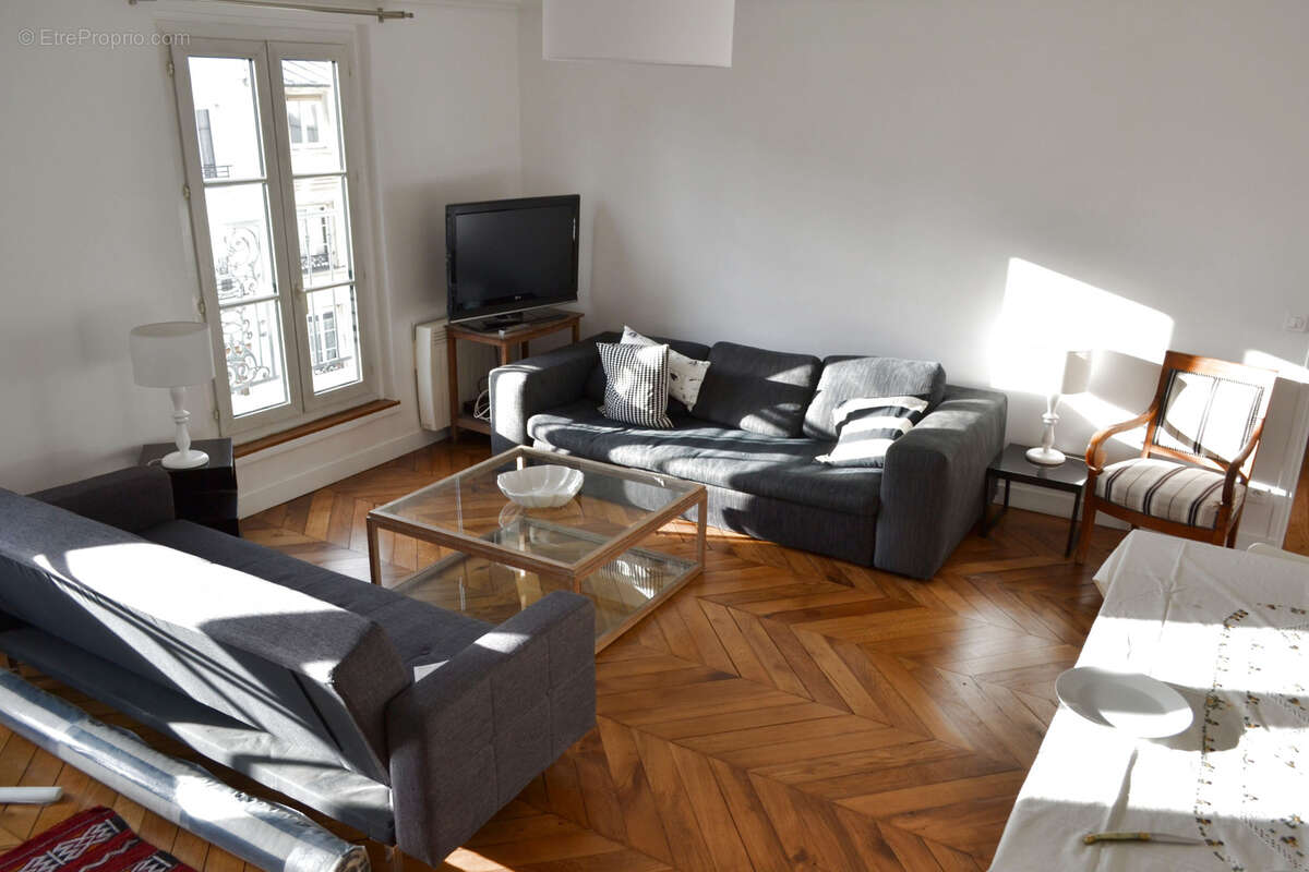 Appartement à PARIS-12E