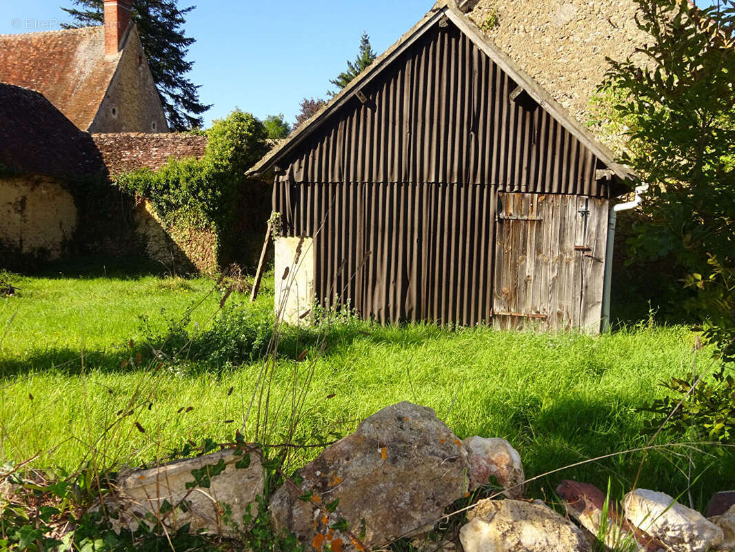 Maison à GREEZ-SUR-ROC