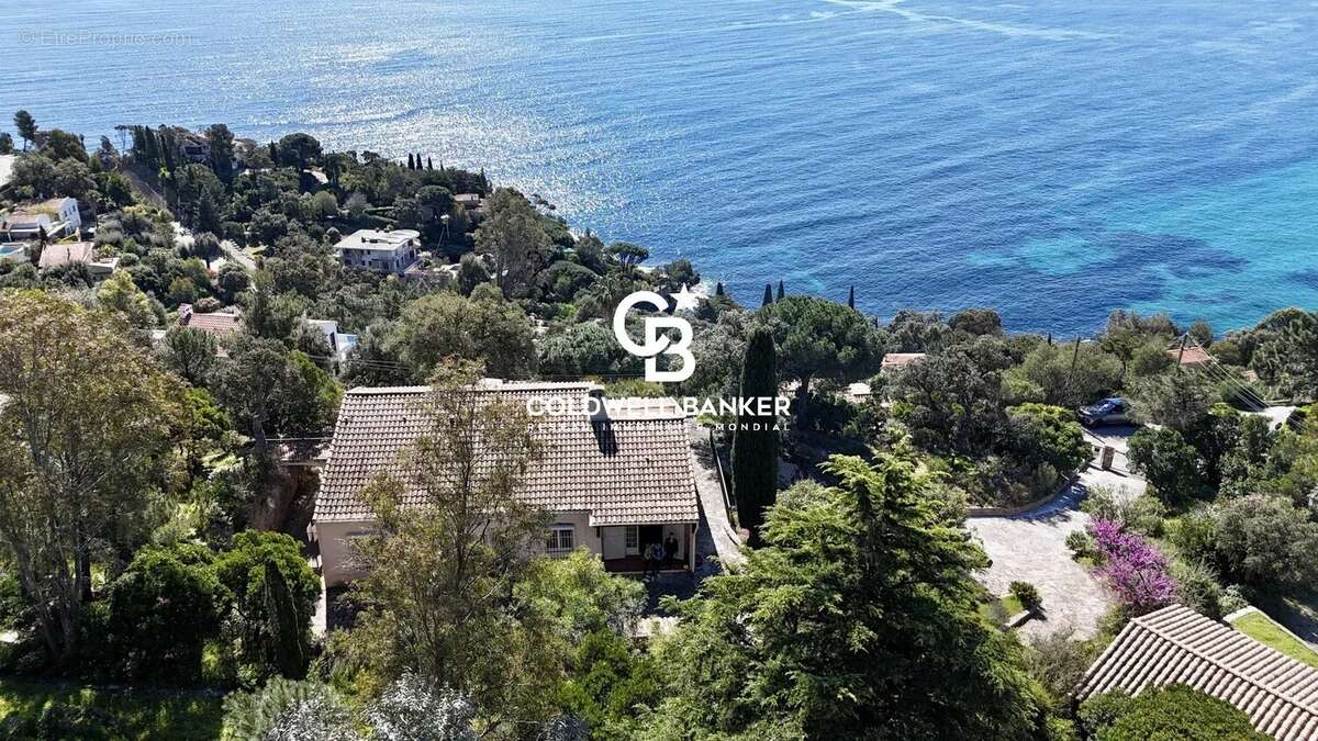 Maison à RAYOL-CANADEL-SUR-MER