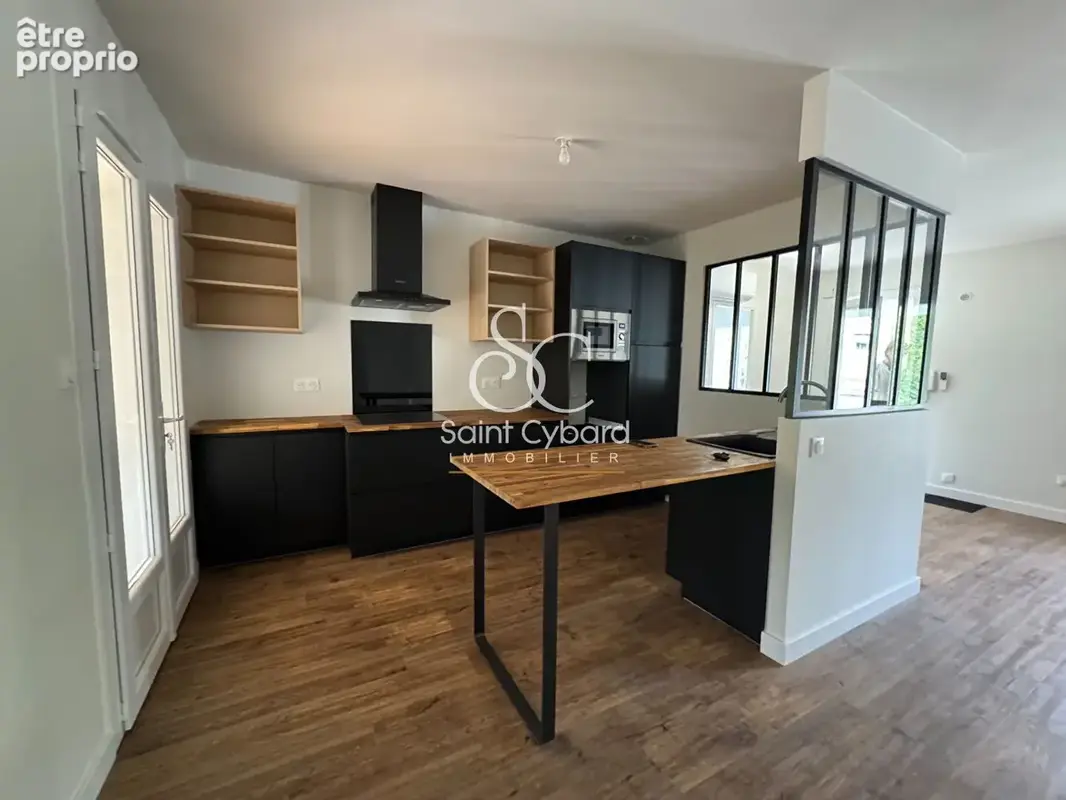 Saint Yrieix Sur Charente  maison plain pied 4 pièce(s) 103 m2 environ - photo 6