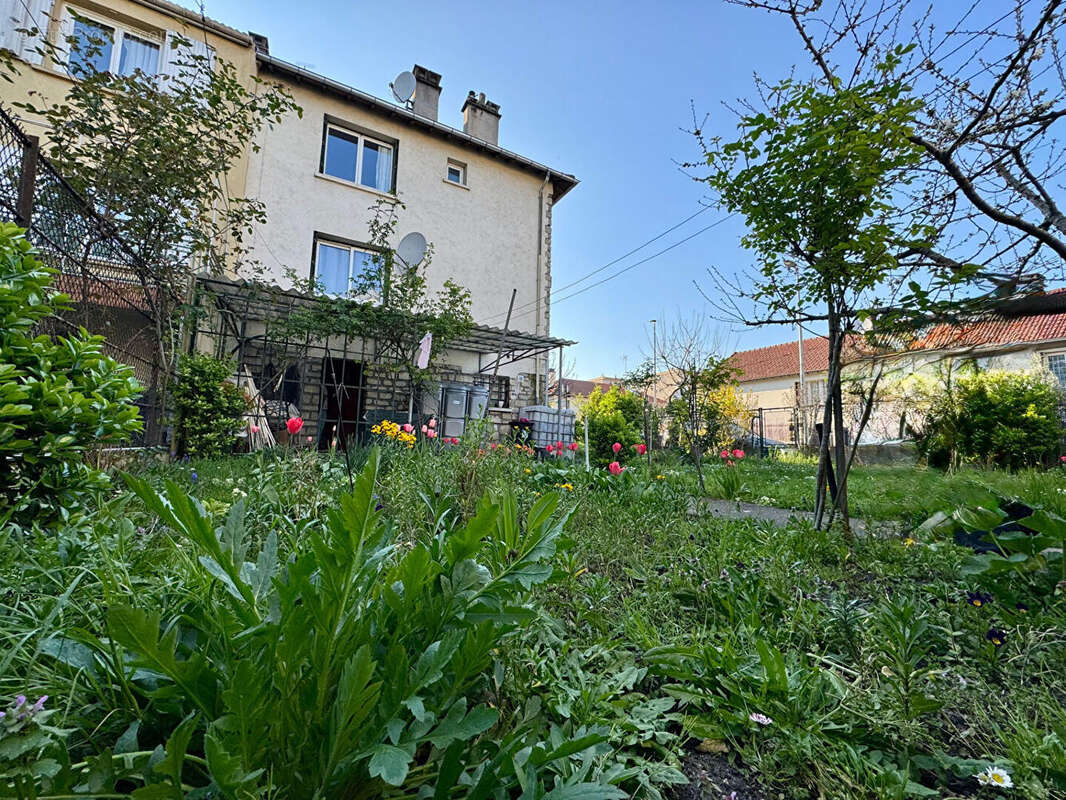 Maison à NOISY-LE-SEC