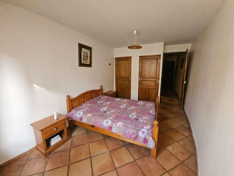 Appartement à PELISSANNE