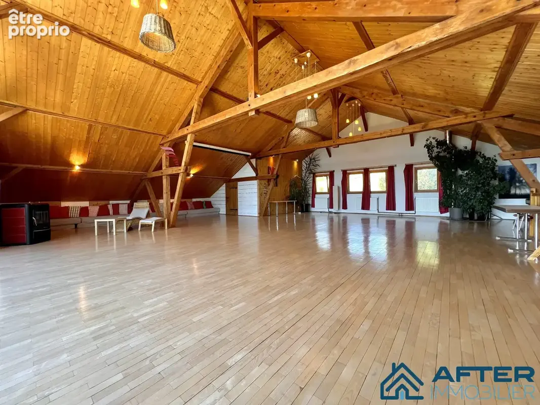 Maison 620 m² à La Bresse  - photo 2