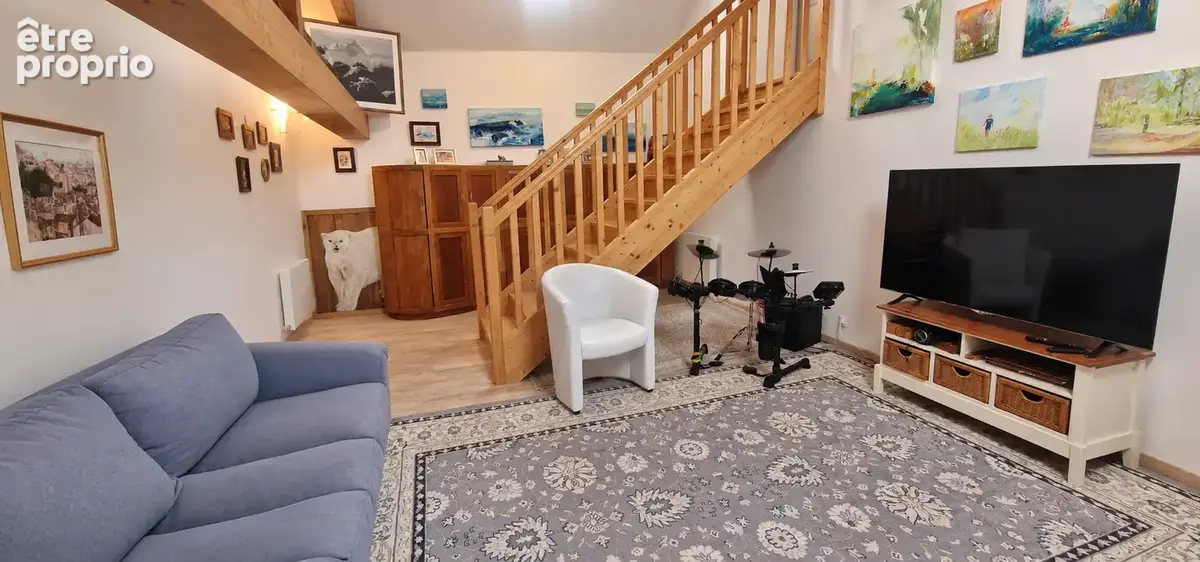 Maison à vendre 240m2 sur terrain 800m2 avec piscine à ENTRELACS - photo 8