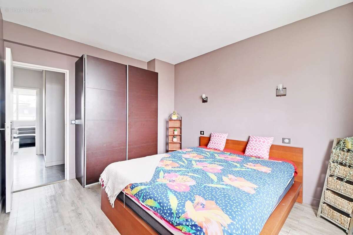 Appartement à COLOMBES