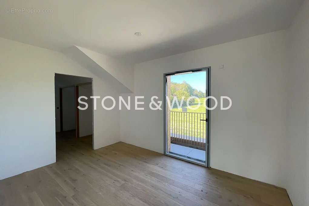 Appartement à ANNECY-LE-VIEUX