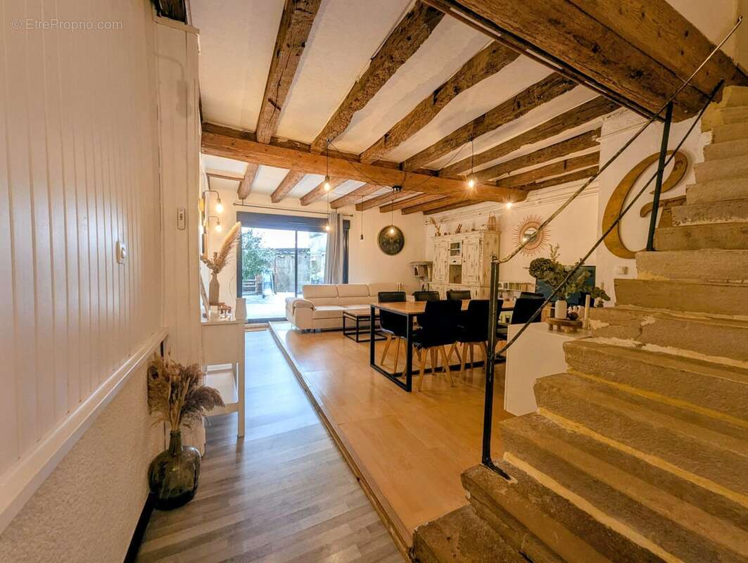 Maison à SAINT-LAGER