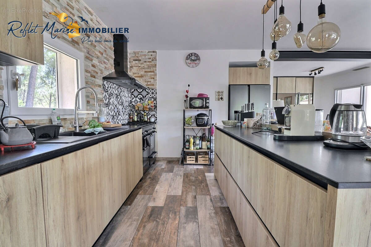 Maison à LA CADIERE-D&#039;AZUR