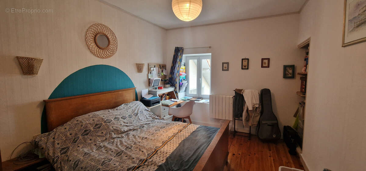 Maison à LA TOUR-DU-PIN