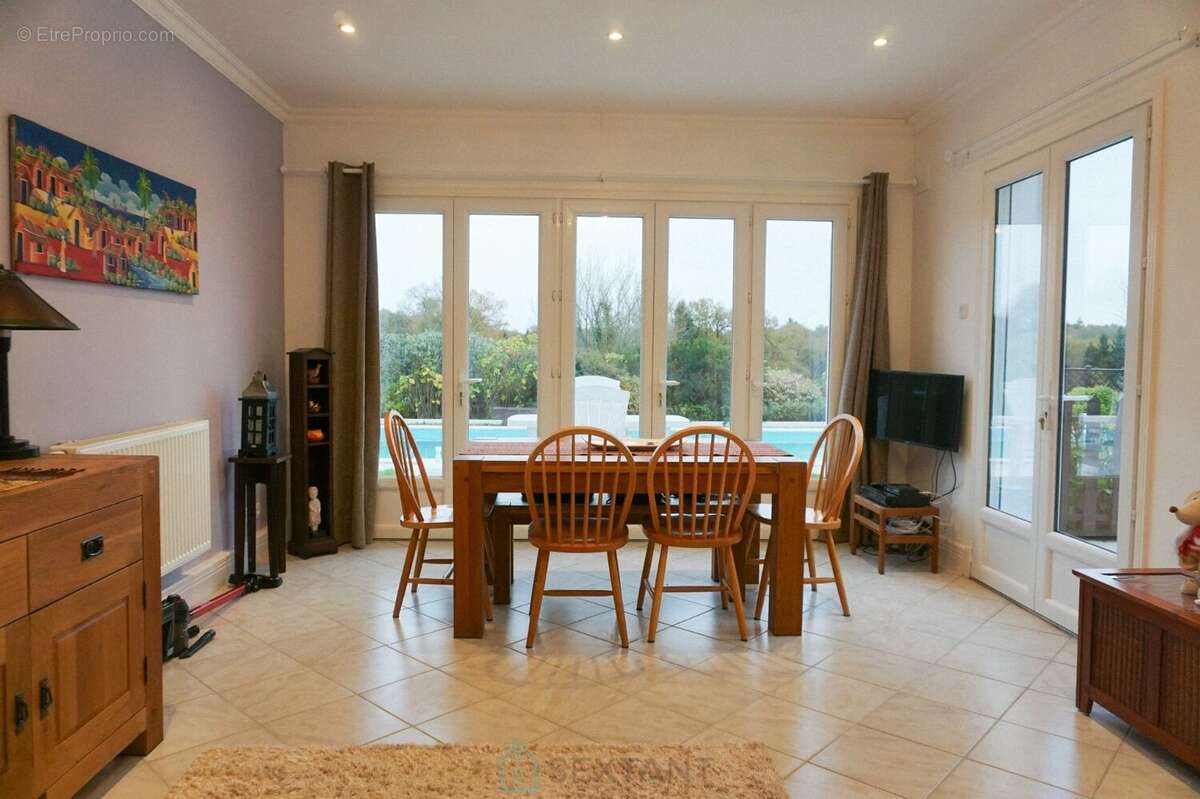 Maison à SAINT-JORY-DE-CHALAIS