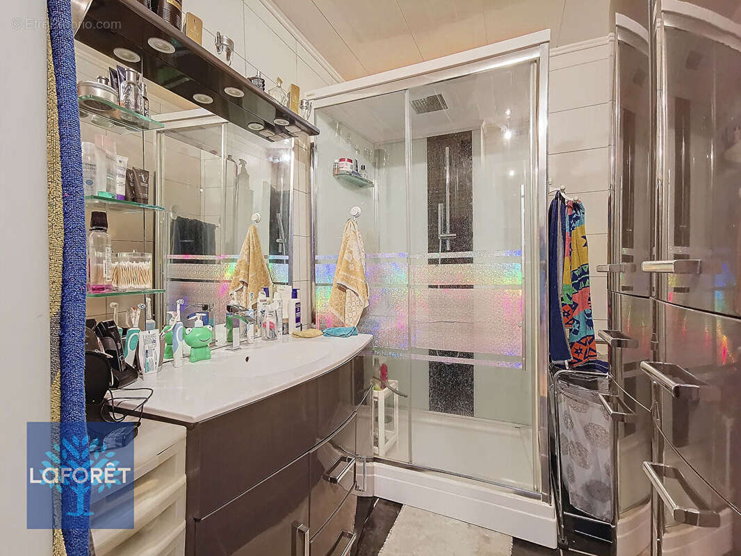 Appartement à MENNECY