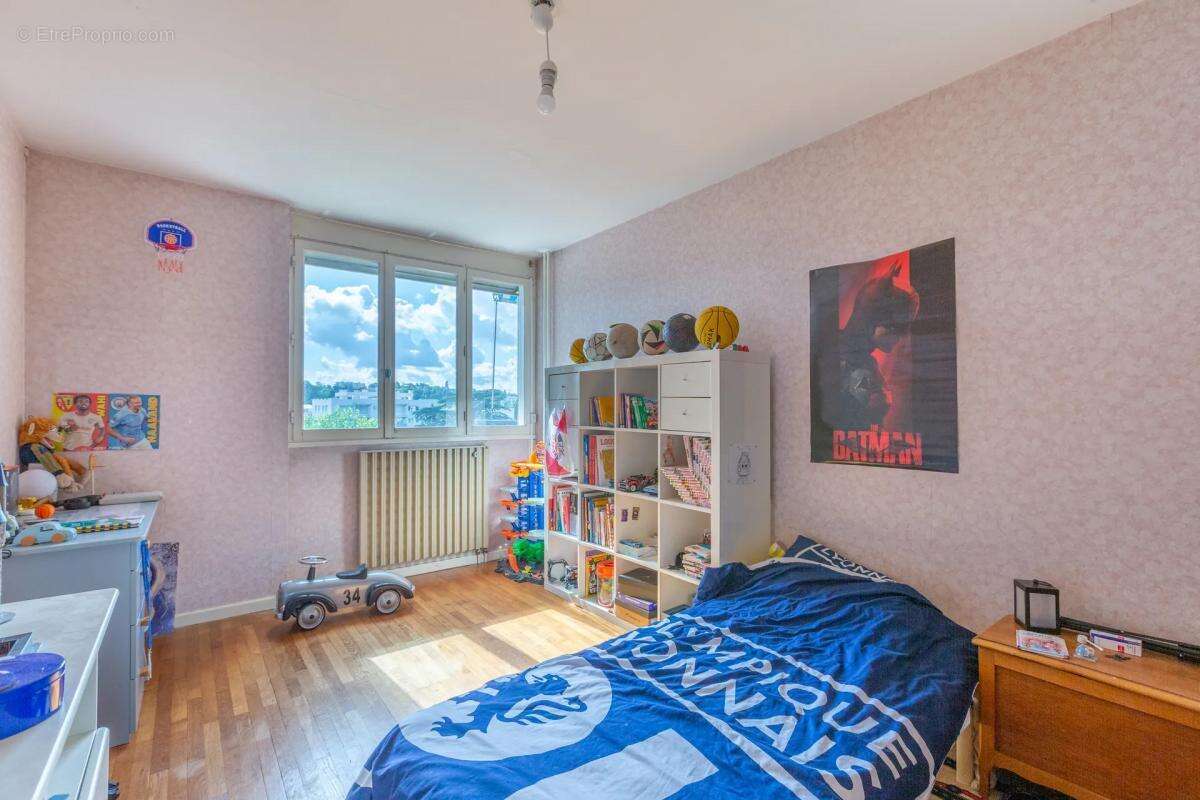 Appartement à SAINTE-FOY-LES-LYON