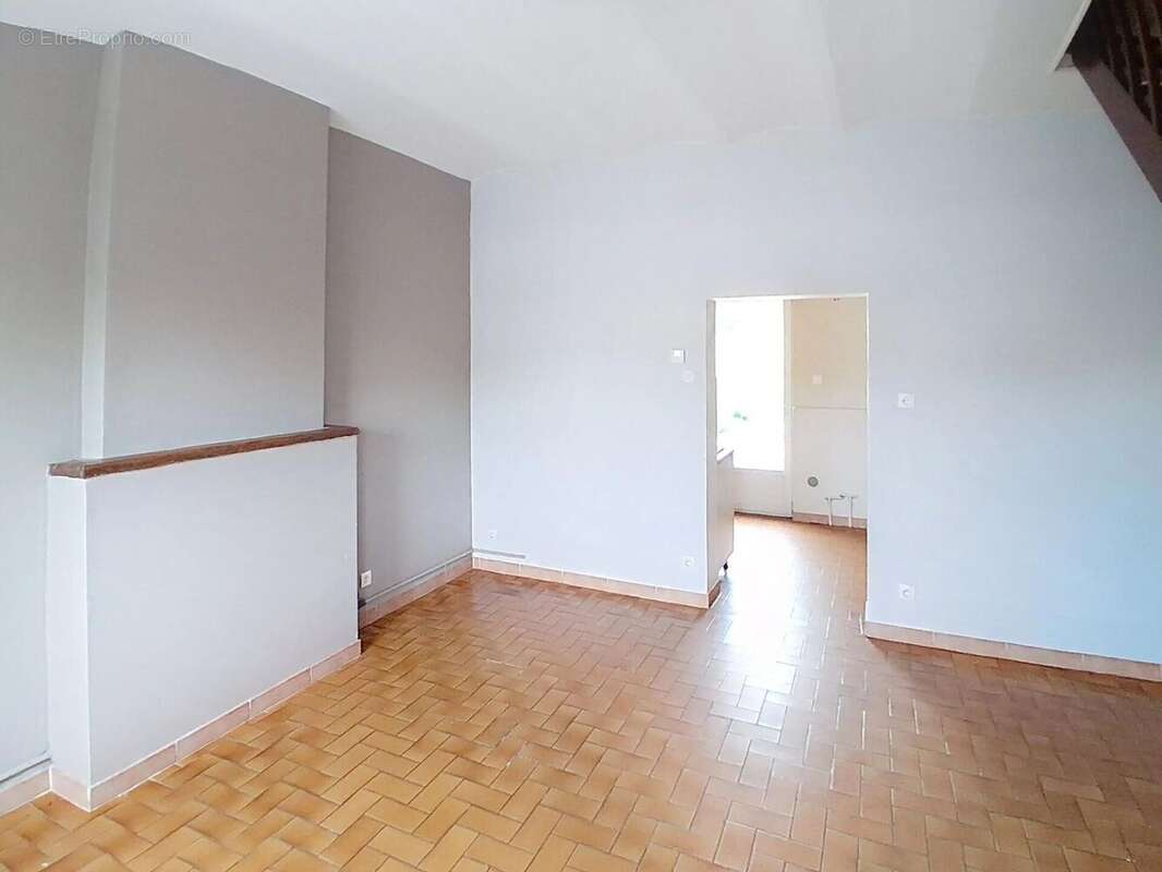 Maison 70 m² à Feignies  - photo 4