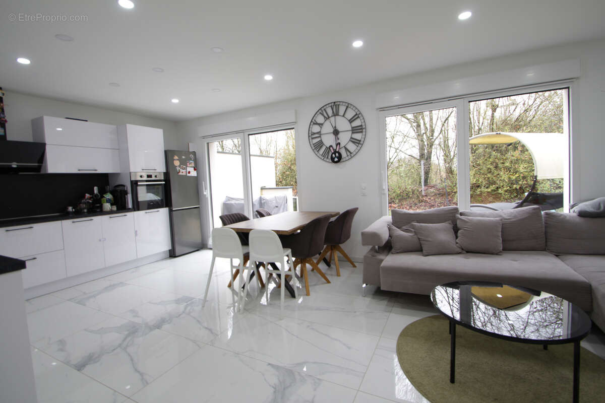 Maison à MONTOY-FLANVILLE