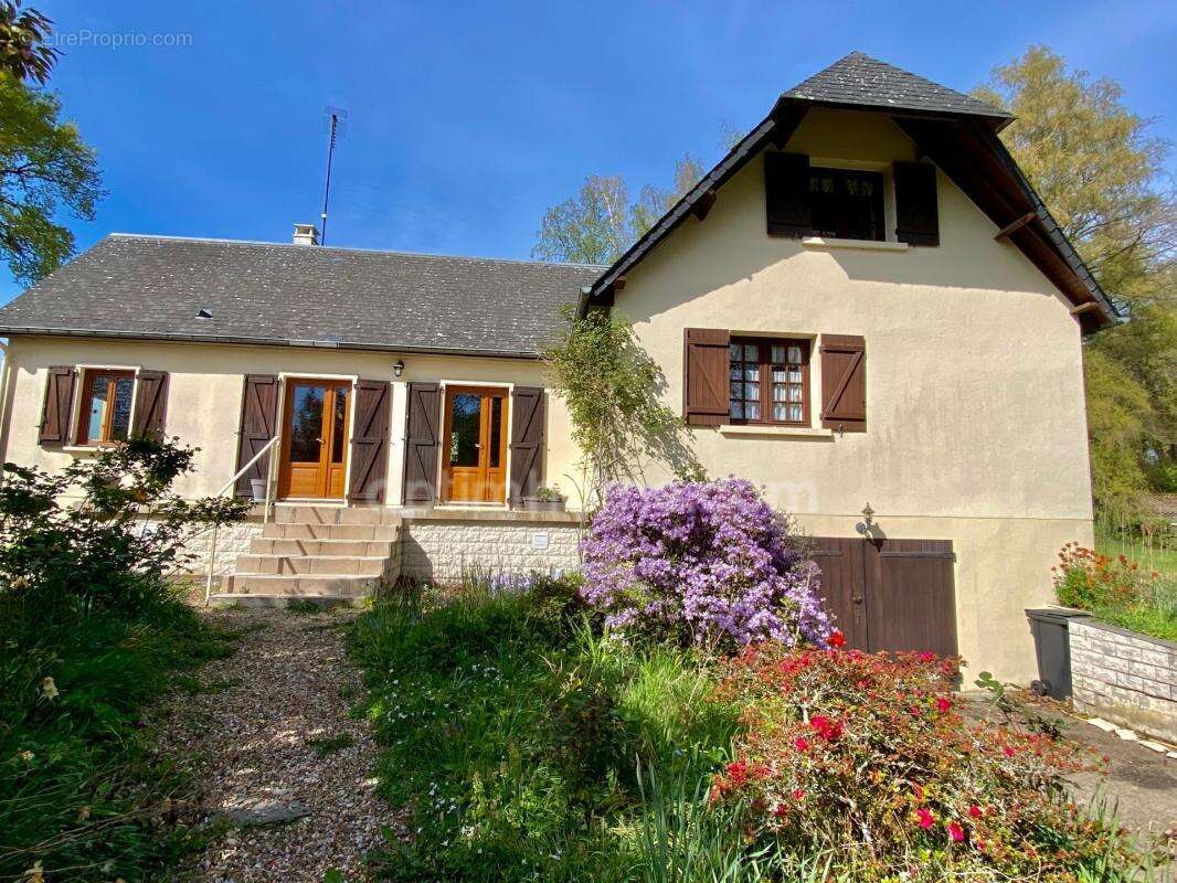 Agréable maison  - Secteur recherché - 4 Chambres - Grenier aménagé - Sous sol avec garage - photo 10